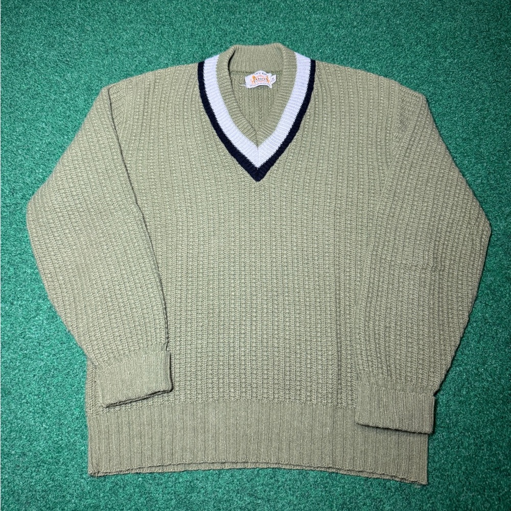 Campus Bulky Knit Oliver Green V Neck Lambs Wool Medium 21x27 Preppy Sweater